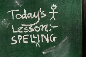 Spelling Lesson à la petite école bilingue