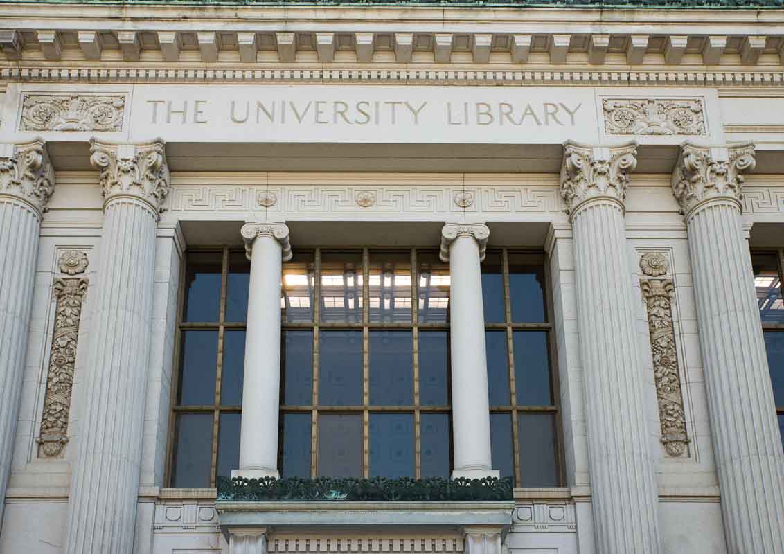 The University Library... Allez-y pour réussir votre université américaine!