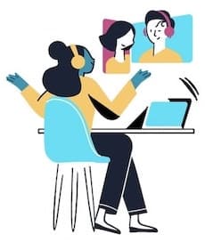 Une femme suit un cours de langue en ligne avec 2 autres élèves