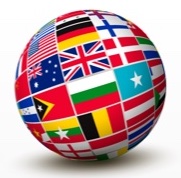 Les drapeaux du monde illustrent le mix des nationalités de ces cours d'anglais en groupe.