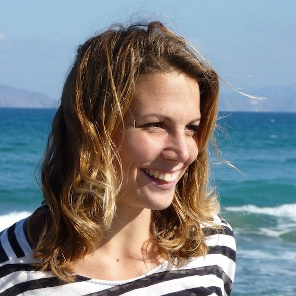 Portrait Lisa Fras Portrait de Lisa Fras, auteur pour le blog Devenir Bilingue